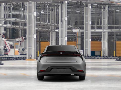 New 2026 Toyota Prius LE image 8