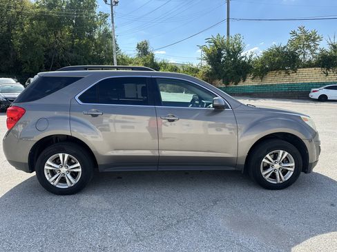 Used 2011 Chevrolet Equinox LT w/ Driver Convenience Package image 8