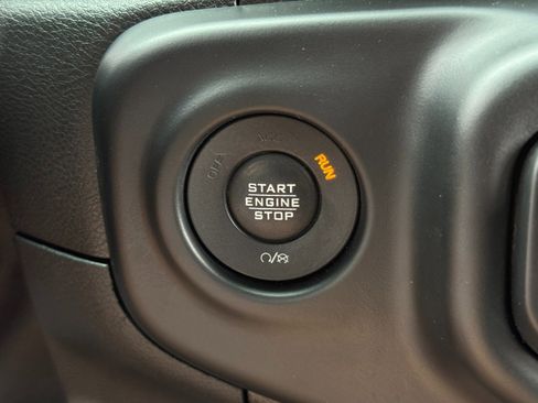 Used 2020 Jeep Wrangler Unlimited Sport AWD/4WD image 21