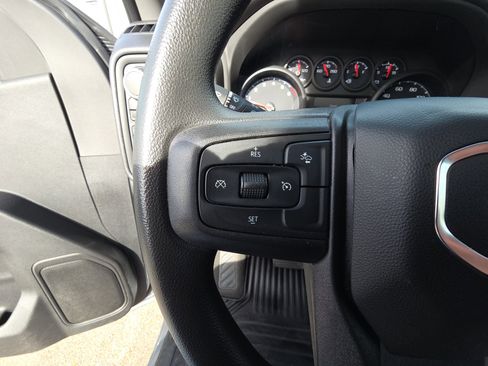 Certified 2025 GMC Sierra 1500 Pro w/ Pro Value Package image 19