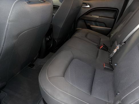 Used 2019 Chevrolet Colorado LT image 20