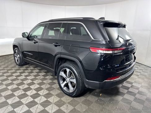 Used 2023 Jeep Grand Cherokee 4WD 4xe w/ Luxury Tech Group II image 5