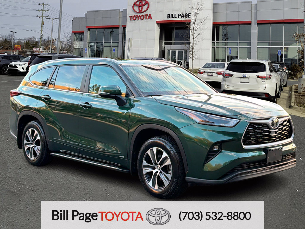 Used 2025 Toyota Highlander XLE AWD/4WD image 1