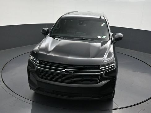 Used 2021 Chevrolet Suburban RST w/ Rear Media and Nav Package RWD image 23