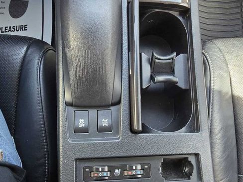 Used 2013 Lexus RX 350 AWD w/ Navigation Pkg image 26