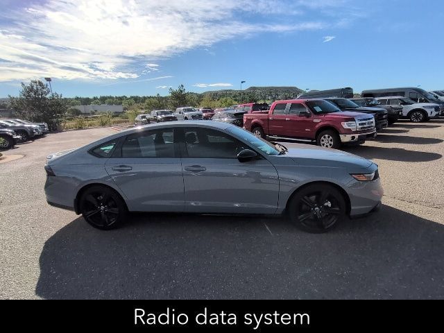 Used 2023 Honda Accord Sport image 4