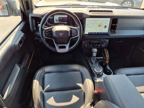 Used 2024 Ford Bronco Badlands AWD/4WD image 23