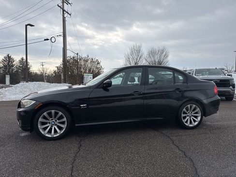 Used 2011 BMW 328i xDrive Sedan image 7