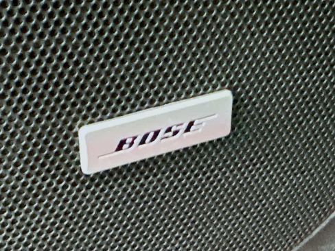 Used 2017 Chevrolet Volt Premier w/ Driver Confidence II Package image 31