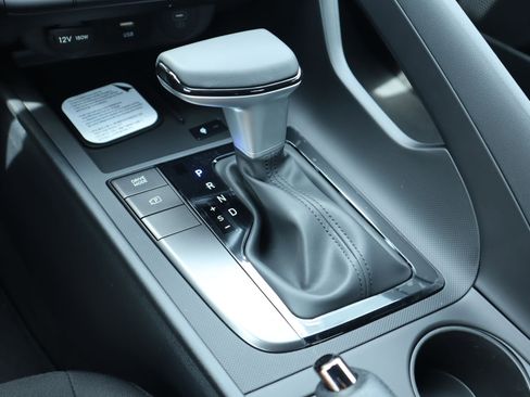 New 2026 Hyundai Elantra Sport FWD image 15