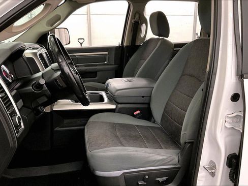 Used 2017 RAM 1500 Big Horn image 25