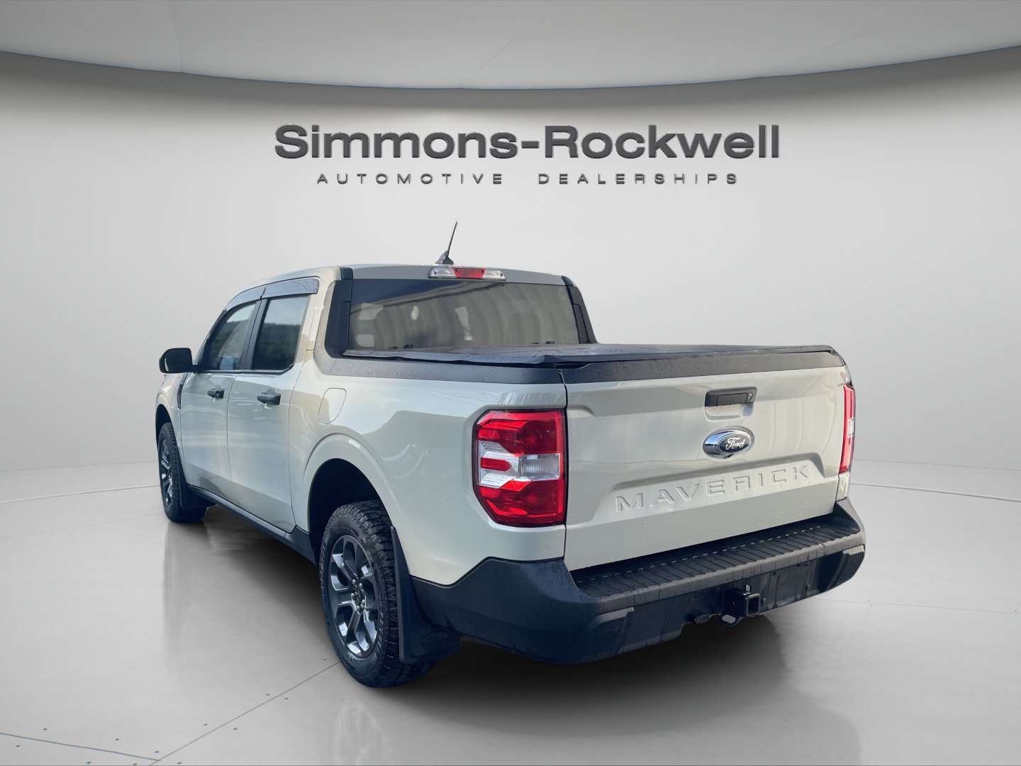Used 2024 Ford Maverick XLT w/ XLT Luxury Package FWD image 3