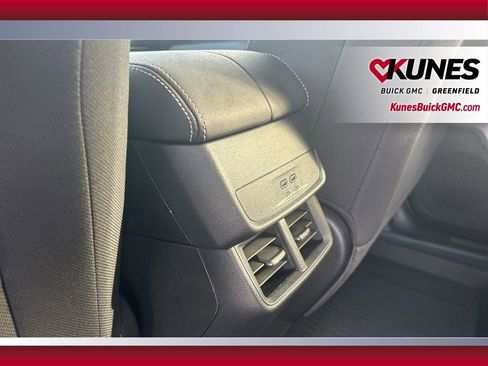 New 2026 GMC Terrain Elevation w/ LPO, Floor Liner Package image 33