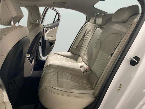 Used 2019 Genesis G70 2.0T Advanced w/ Elite Package image 13