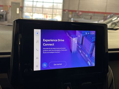 Used 2025 Toyota Corolla LE image 20