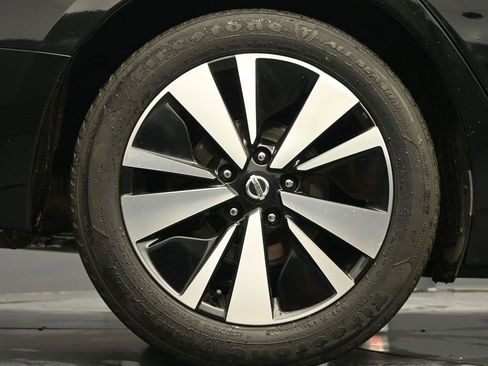 Used 2019 Nissan Altima 2.5 SV image 9