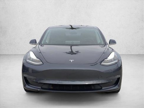Used 2020 Tesla Model 3 Long Range image 2