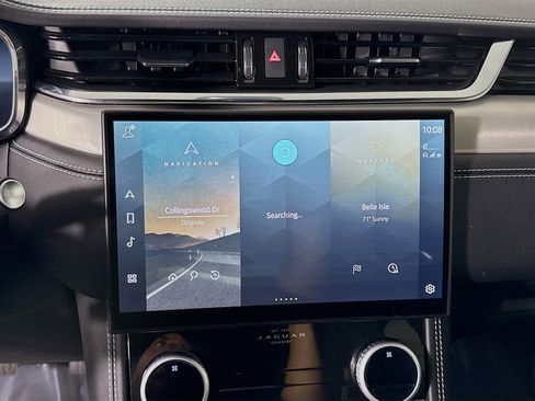 Used 2025 Jaguar F-PACE R-Dynamic S image 18