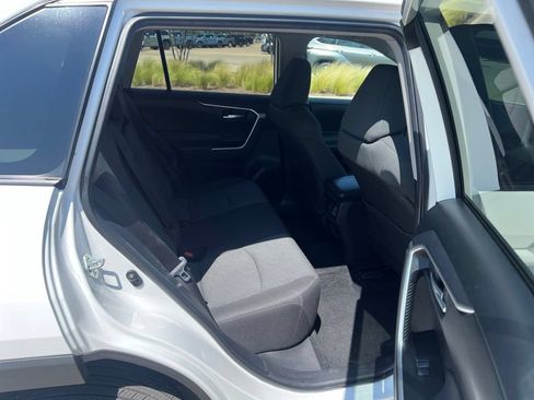 Used 2024 Toyota RAV4 XLE AWD/4WD image 15