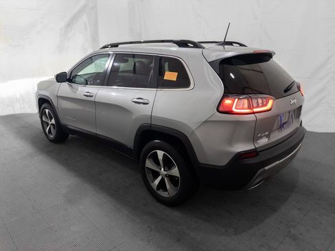 Used 2022 Jeep Cherokee Limited image 5