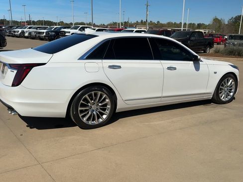 Used 2020 Cadillac CT6 Luxury image 8