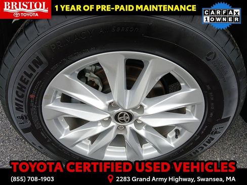 Certified 2025 Toyota Corolla Cross LE image 11