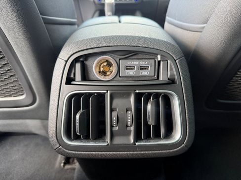 Used 2022 Maserati Levante Modena image 29