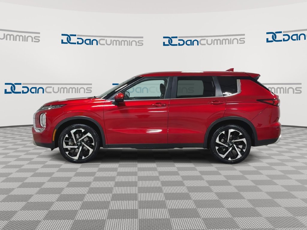 Used 2024 Mitsubishi Outlander SE Black Edition AWD/4WD image 5