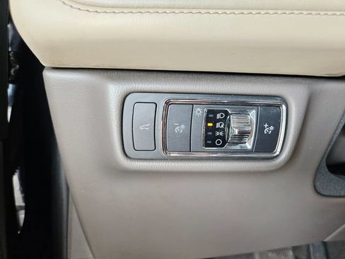 Used 2021 Lincoln Aviator 2WD image 30