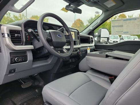 New 2026 Ford F250 XL w/ FX4 Off-Road Package image 14