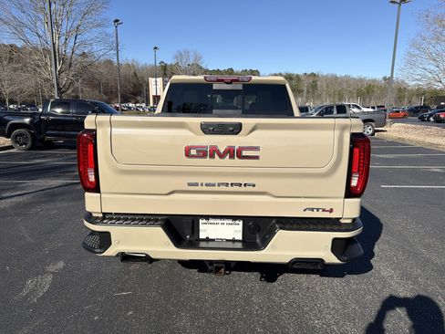 Used 2023 GMC Sierra 1500 AT4 w/ Technology Package image 6