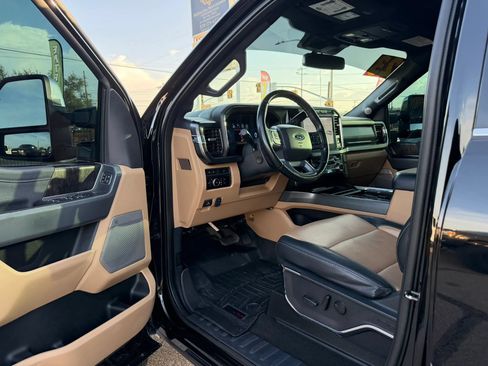 Used 2023 Ford F350 Lariat w/ Lariat Ultimate Package AWD/4WD image 23