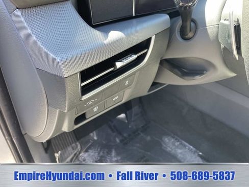 Used 2025 Hyundai Sonata SEL FWD image 20