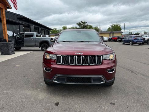 Used 2019 Jeep Grand Cherokee Limited AWD/4WD image 2