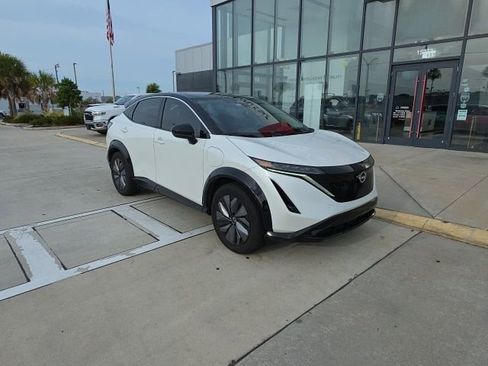 Used 2023 Nissan Ariya FWD image 2