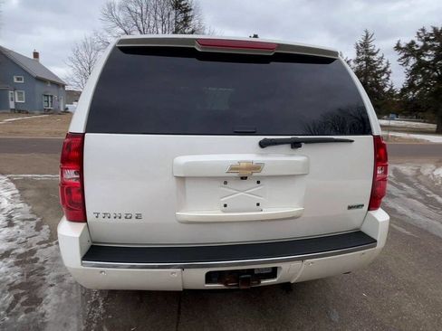 Used 2010 Chevrolet Tahoe LTZ image 4