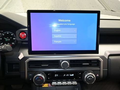 Used 2025 Toyota 4Runner TRD Off-Road Premium AWD/4WD image 9