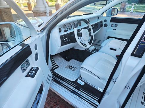 Used 2007 Rolls-Royce Phantom Sedan RWD image 10