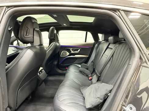 Used 2023 Mercedes-Benz EQS 450+ Sedan image 37