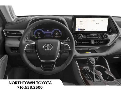 New 2026 Toyota Highlander Platinum image 8