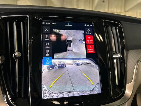 New 2026 Volvo V60 B5 Cross Country Plus w/ Protection Package Premier image 16