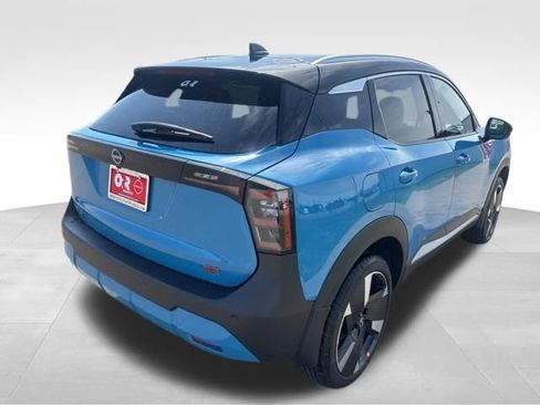 New 2026 Nissan Kicks SR FWD image 5