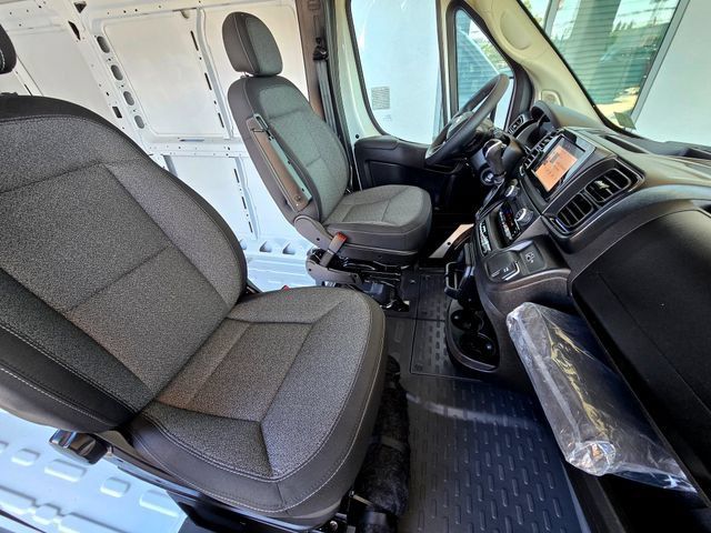 Used 2024 RAM ProMaster 2500 w/ Safety Group FWD image 20