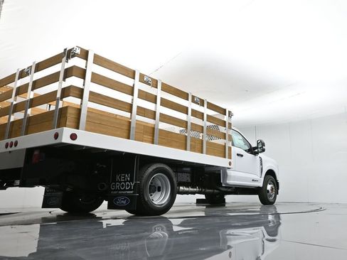 New 2026 Ford F350 XL w/ XL Chrome Package RWD image 38