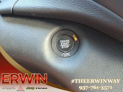 Used 2020 Jeep Cherokee Latitude Plus image 23