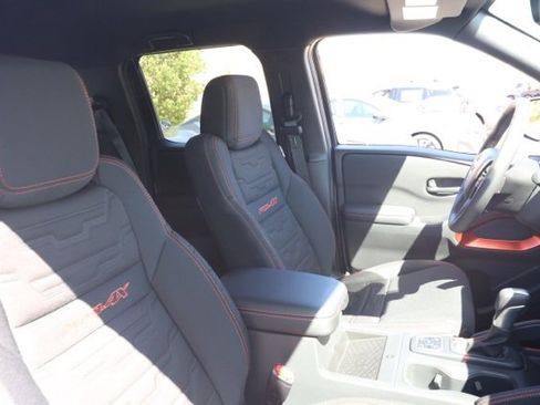 New 2026 Nissan Frontier PRO-4X w/ Pro-4x Convenience Package image 20