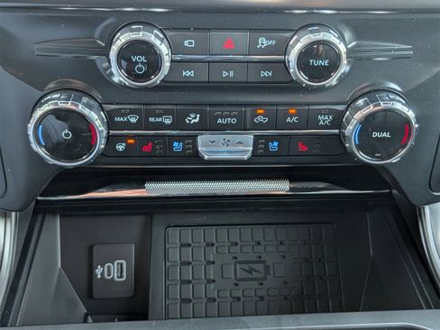 New 2025 Ford F150 Lariat w/ Equipment Group 501A Mid image 19