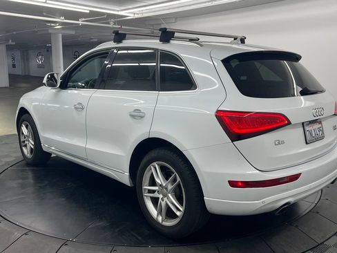 Used 2016 Audi Q5 2.0T Premium Plus w/ Technology Package AWD/4WD image 5