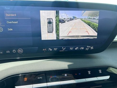 Used 2025 Buick Enclave Sport Touring w/ Super Cruise Package image 17