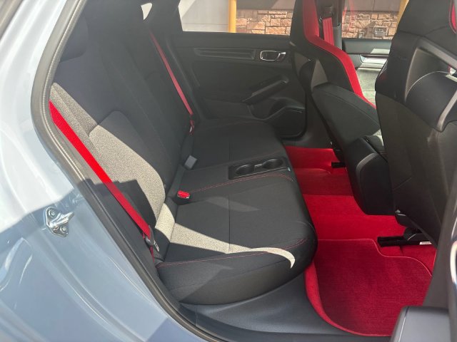 Used 2025 Honda Civic Type R image 9